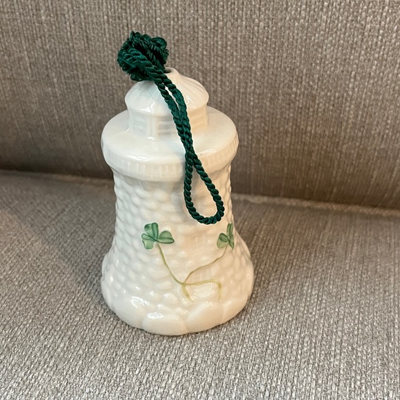 Belleek Aranmore Lighthouse - Picture 6 of 7